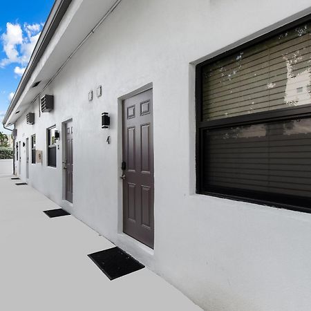 דירות הוליווד Boutique Loft Unit 2 מראה חיצוני תמונה