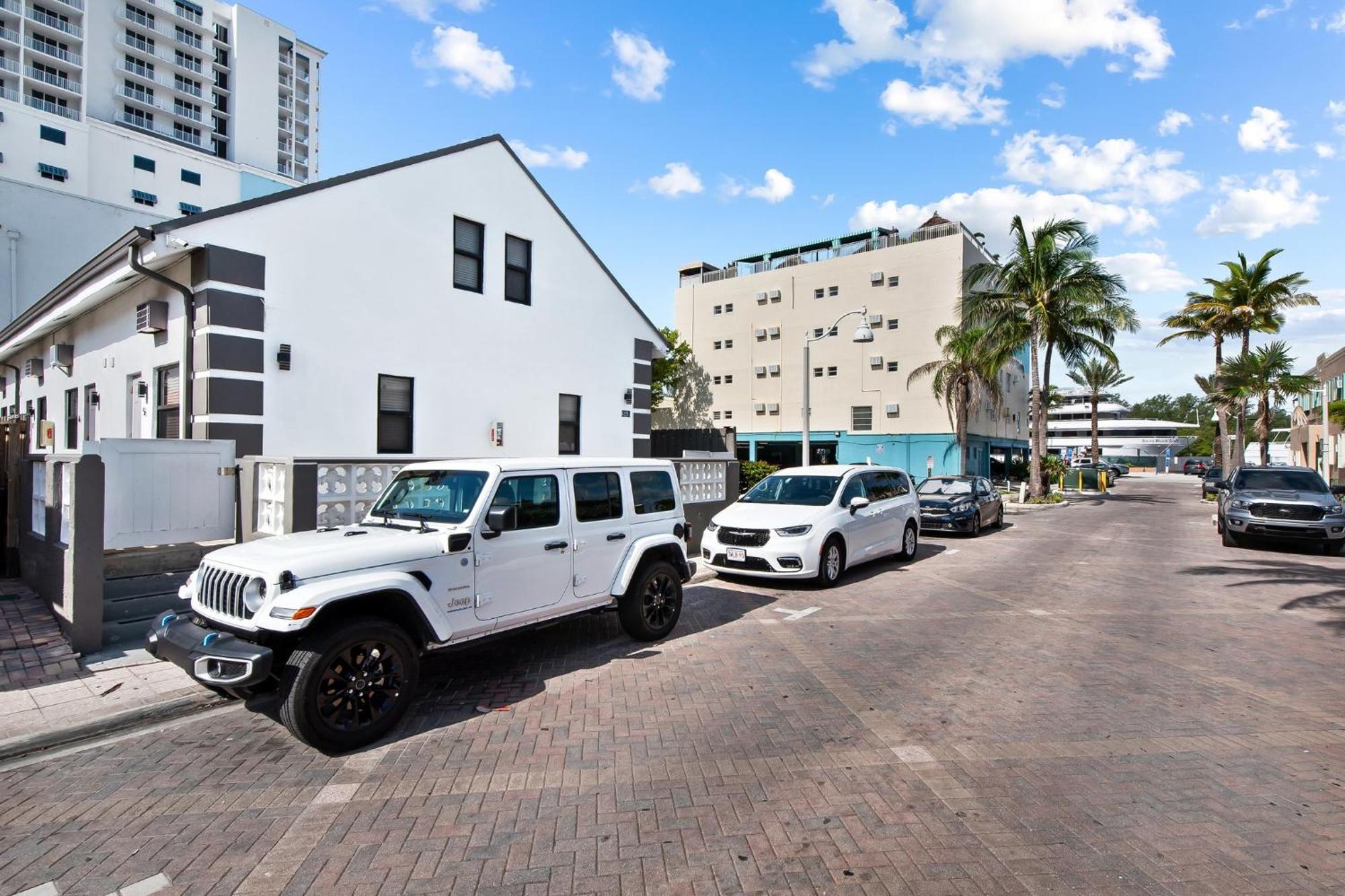 דירות הוליווד Boutique Loft Unit 2 מראה חיצוני תמונה
