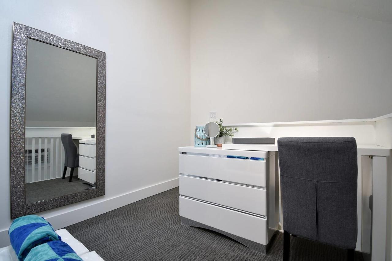 דירות הוליווד Boutique Loft Unit 2 מראה חיצוני תמונה