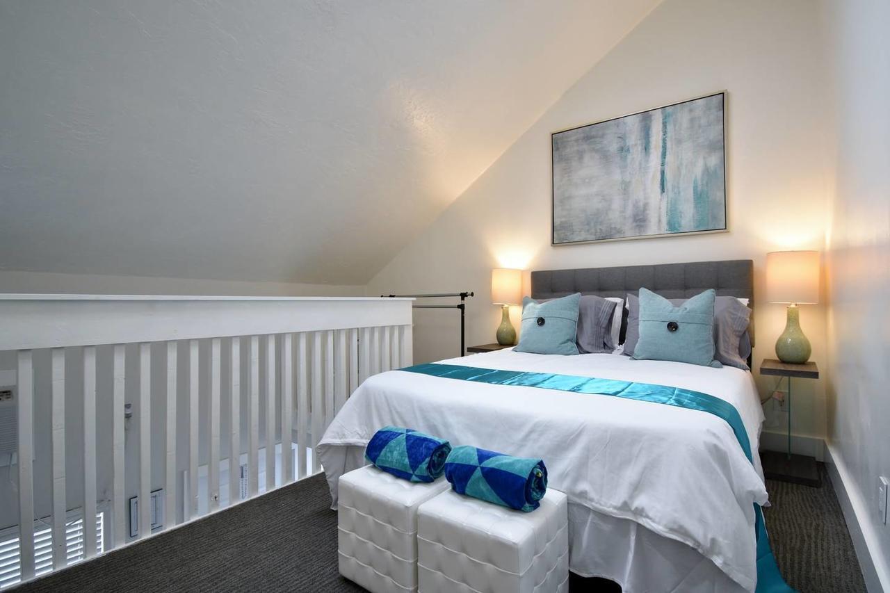 דירות הוליווד Boutique Loft Unit 2 מראה חיצוני תמונה